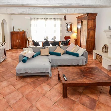3 Bedroom Awesome Home In Chateuneuf De Gadagne Châteauneuf-de-Gadagne Exterior foto