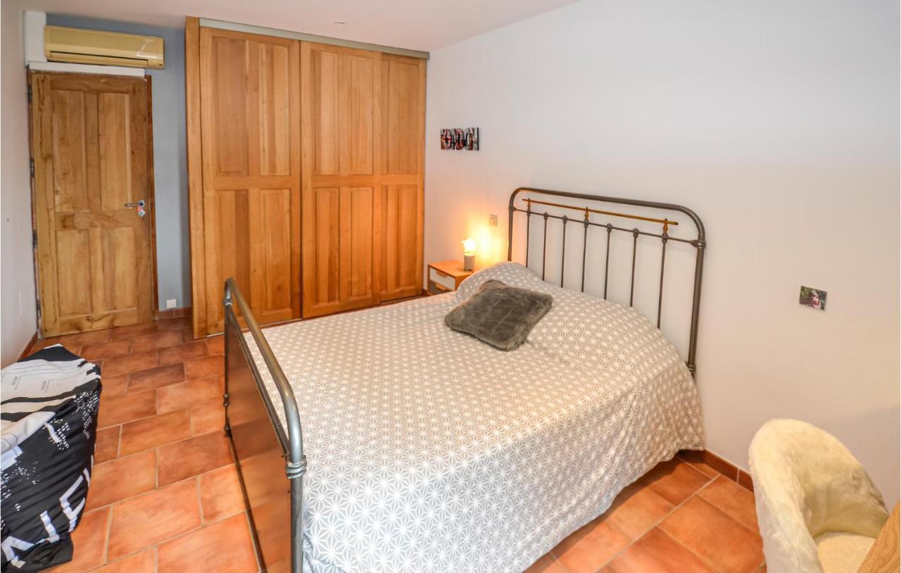 3 Bedroom Awesome Home In Chateuneuf De Gadagne Châteauneuf-de-Gadagne Exterior foto