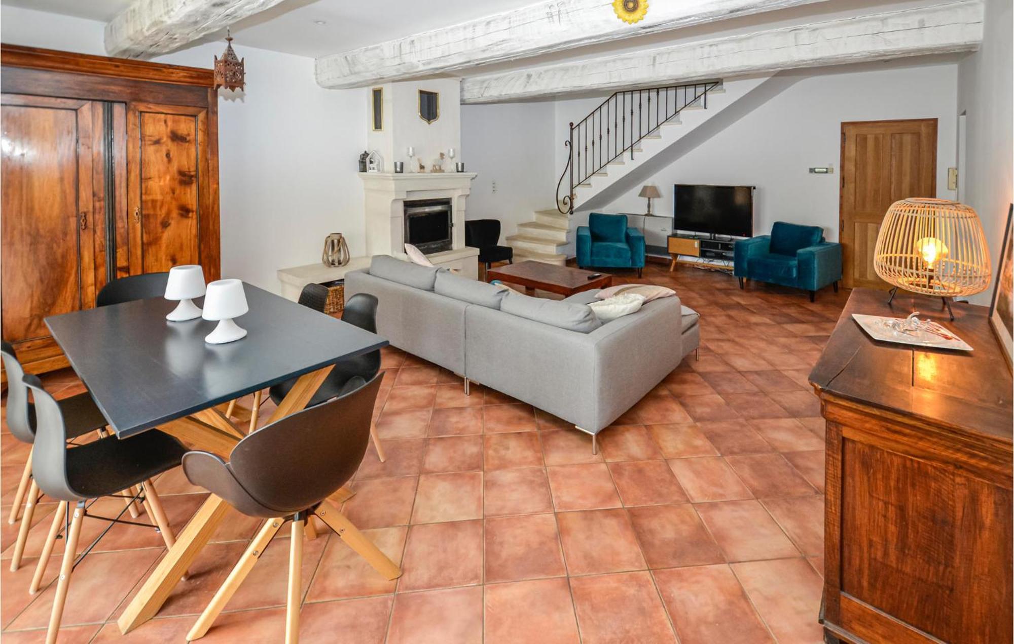 3 Bedroom Awesome Home In Chateuneuf De Gadagne Châteauneuf-de-Gadagne Exterior foto