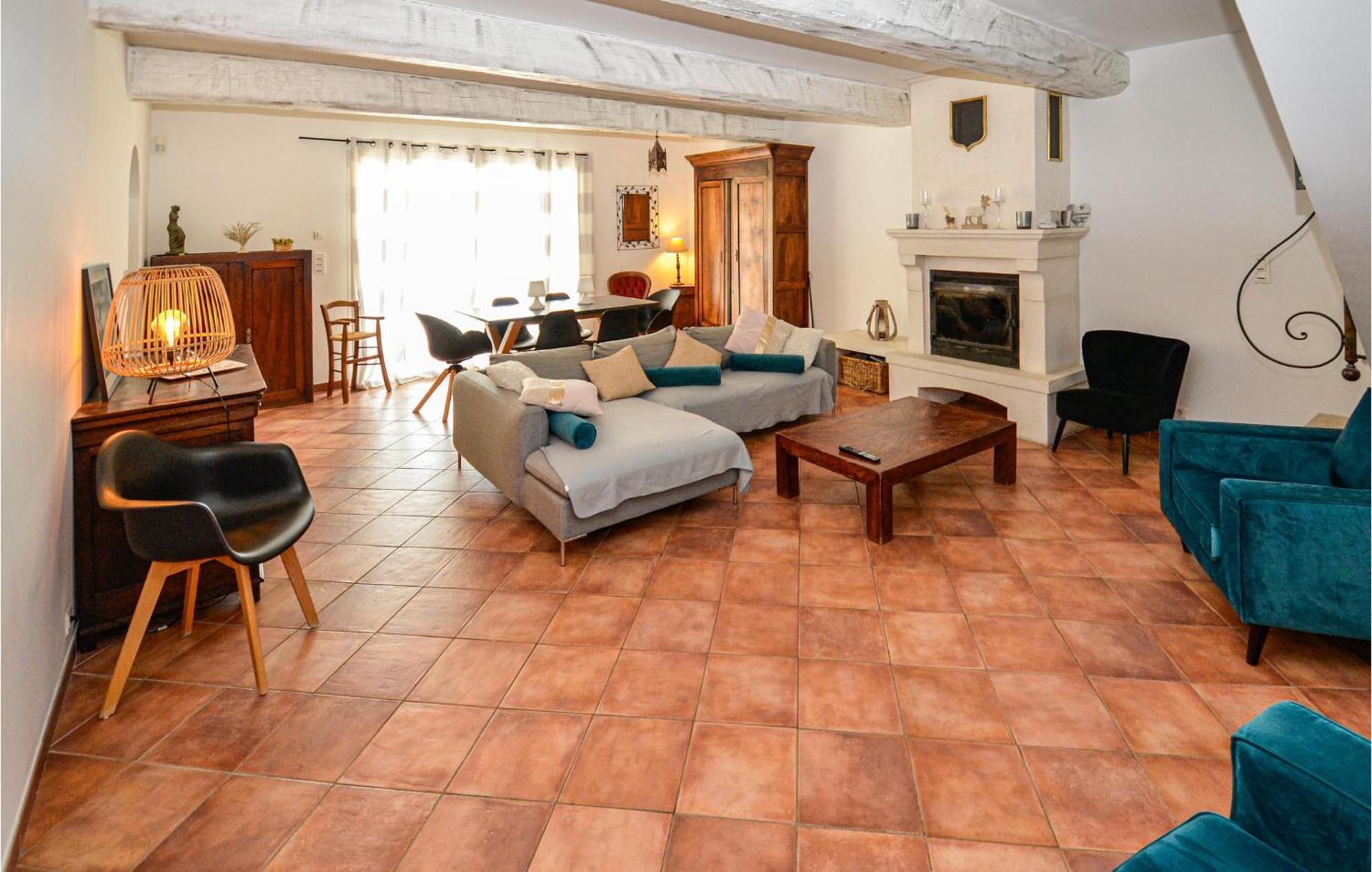 3 Bedroom Awesome Home In Chateuneuf De Gadagne Châteauneuf-de-Gadagne Exterior foto